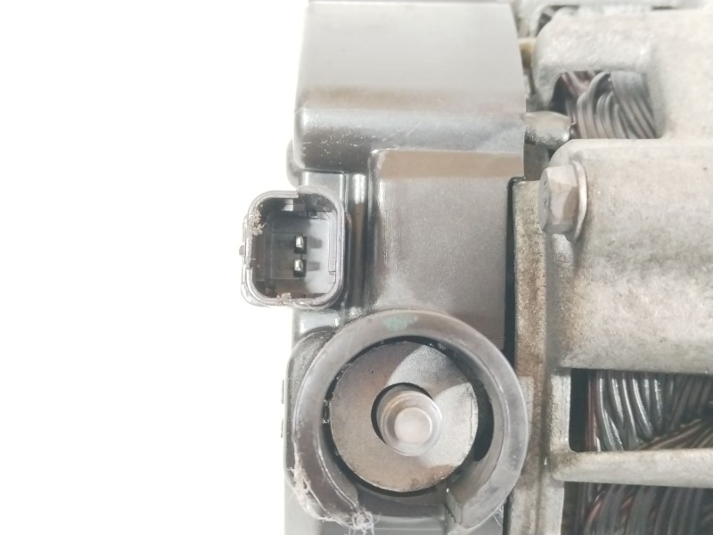 Recambio de alternador para citroën c5 berlina exclusive referencia OEM IAM 9688085380  CL18