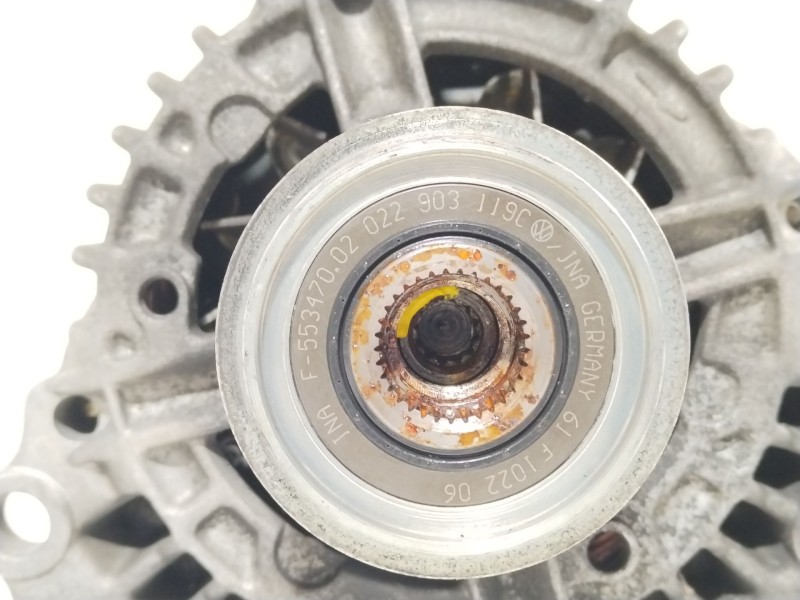 Recambio de alternador para seat leon (1m1) 1.9 tdi referencia OEM IAM 038903023L  