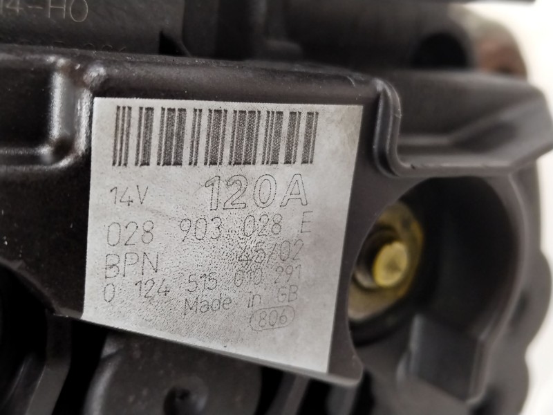 Recambio de alternador para volkswagen golf iv (1j1) 1.9 tdi referencia OEM IAM 028903028E  