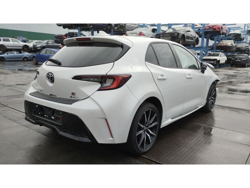 toyota corolla fastback (_e21_) del año 2025