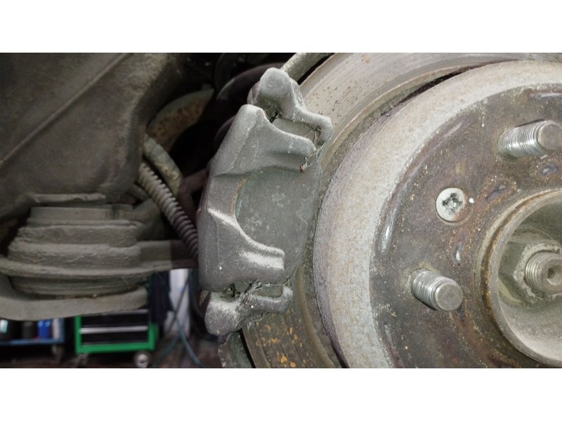 Recambio de pinza freno trasera izquierda para jaguar xj (xj40, xj81) 6 3.6 referencia OEM IAM 67320582  