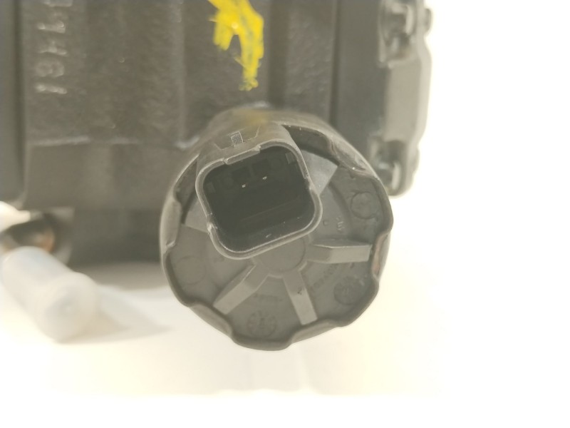 Recambio de bomba inyeccion para ford s-max (wa6) 2.0 tdci referencia OEM IAM 9685705080 1541974 3M5Q9A543CD