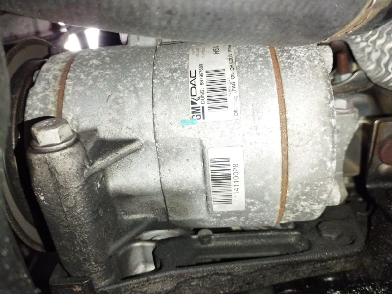Recambio de compresor aire acondicionado para chevrolet orlando (j309) 2.0 d referencia OEM IAM 13314480  