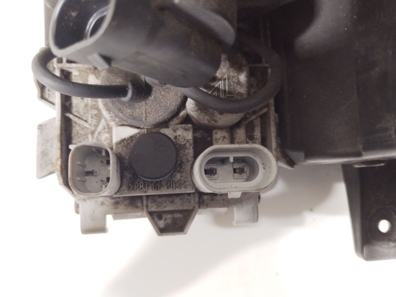 Recambio de faro derecho para bmw 3 (e46) 320 d referencia OEM IAM 6910968  63127165776