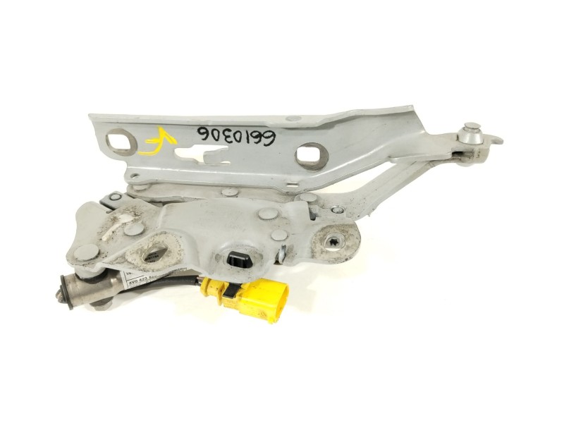 Recambio de bisagra capot delantero izquierdo para audi a3 sportback (8vf) basic referencia OEM IAM 8V0823301F 8V0823823F 