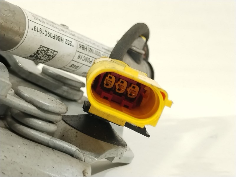 Recambio de bisagra capot delantero izquierdo para audi a3 sportback (8vf) basic referencia OEM IAM 8V0823301F 8V0823823F 