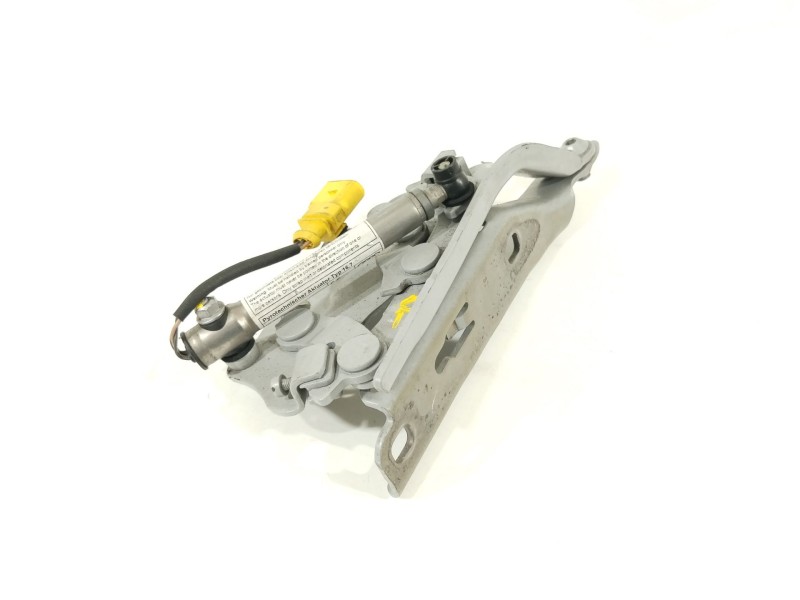 Recambio de bisagra capot delantero izquierdo para audi a3 sportback (8vf) basic referencia OEM IAM 8V0823301F 8V0823823F 