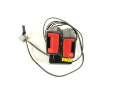 Recambio de enganche cinturon trasero central para opel adam unlimited ecoflex referencia OEM IAM 13357735 34139684A 34139687C