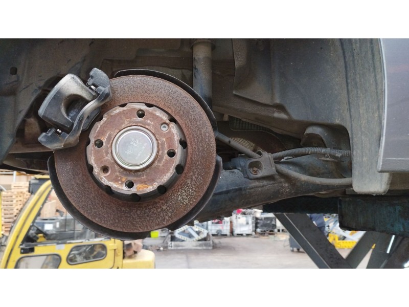 Recambio de puente trasero para opel corsa f (p2jo) 1.5 (68) referencia OEM IAM   