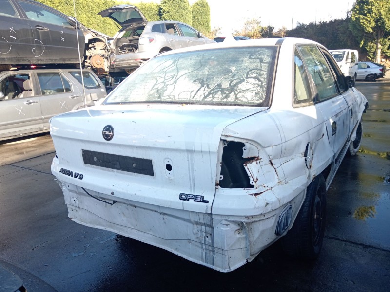 opel astra f furgoneta/station wagon (t92) del año 1994