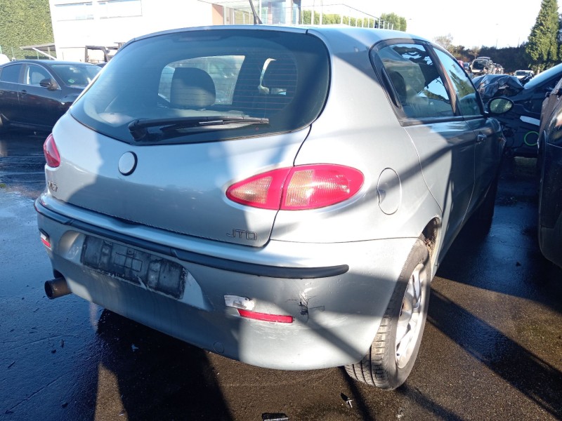 alfa romeo 147 (937_) del año 2004