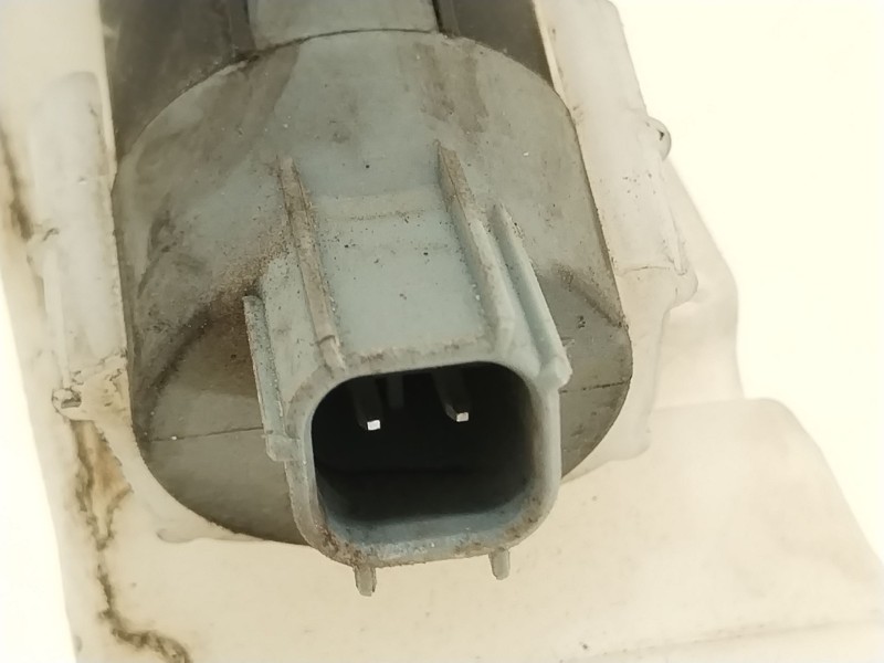 Recambio de deposito limpia para jaguar xf 3.0 v6 diesel luxury referencia OEM IAM 8X2317B613BG  