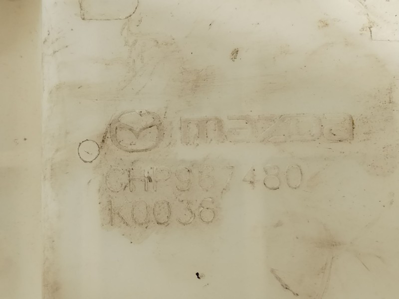 Recambio de deposito limpia para mazda 3 lim. () center-line referencia OEM IAM GHP967480 860142809 3670579290