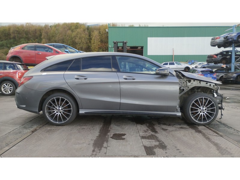 mercedes-benz cla shooting brake (x117) del año 2017