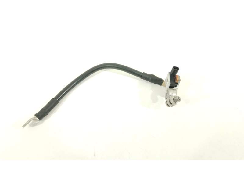 CABLE 8T0915181 