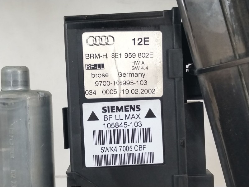 Recambio de elevalunas delantero derecho para audi a4 b6 (8e2) 2.5 tdi referencia OEM IAM 8E0837462A 8E1959802E 