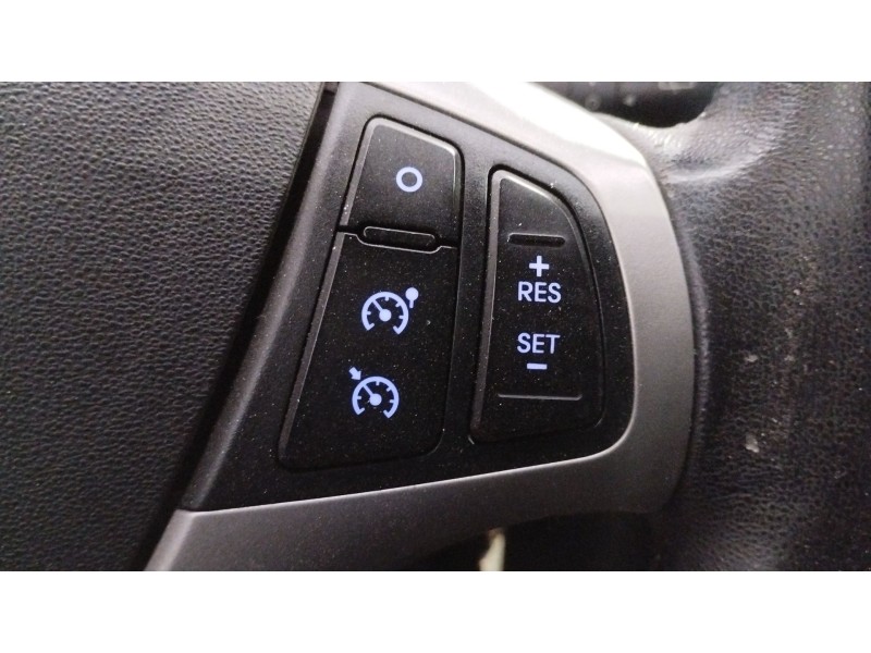 Recambio de mando volante para hyundai i30 (gd) 1.6 crdi referencia OEM IAM 967002L2504X  