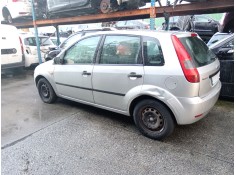 ford fiesta v van del año 2002