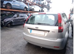 ford fiesta v van del año 2002 2