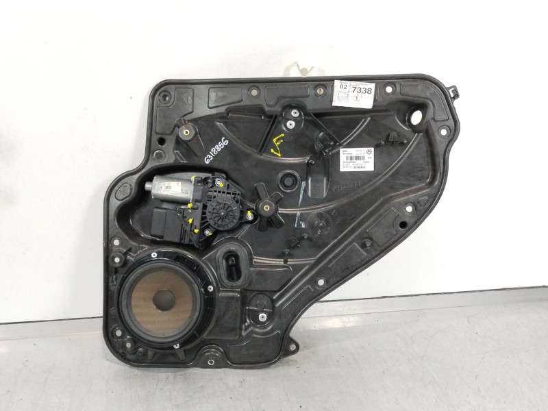 Recambio de elevalunas trasero derecho para volkswagen golf vi (5k1) 1.6 tdi referencia OEM IAM 5K4839462 5K0959704D 5K4839730J