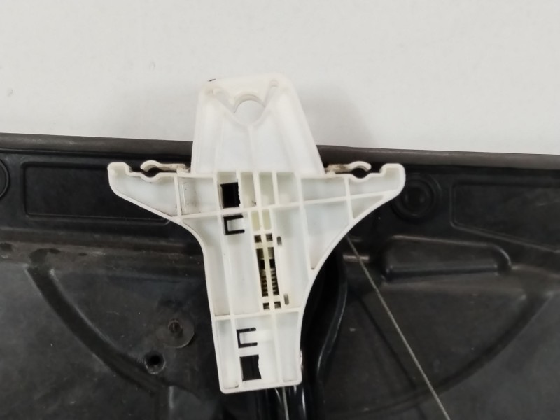 Recambio de elevalunas trasero derecho para volkswagen golf vi (5k1) 1.6 tdi referencia OEM IAM 5K4839462 5K0959704D 5K4839730J