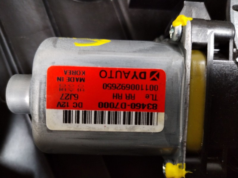Recambio de elevalunas trasero derecho para hyundai tucson essence bluedrive 2wd referencia OEM IAM 83480D7000 83460D7000 83481D