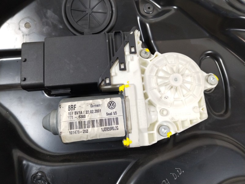 Recambio de elevalunas delantero derecho para seat toledo ii (1m2) 1.9 tdi referencia OEM IAM 1M1837730B 1J0959802G 1M0837756