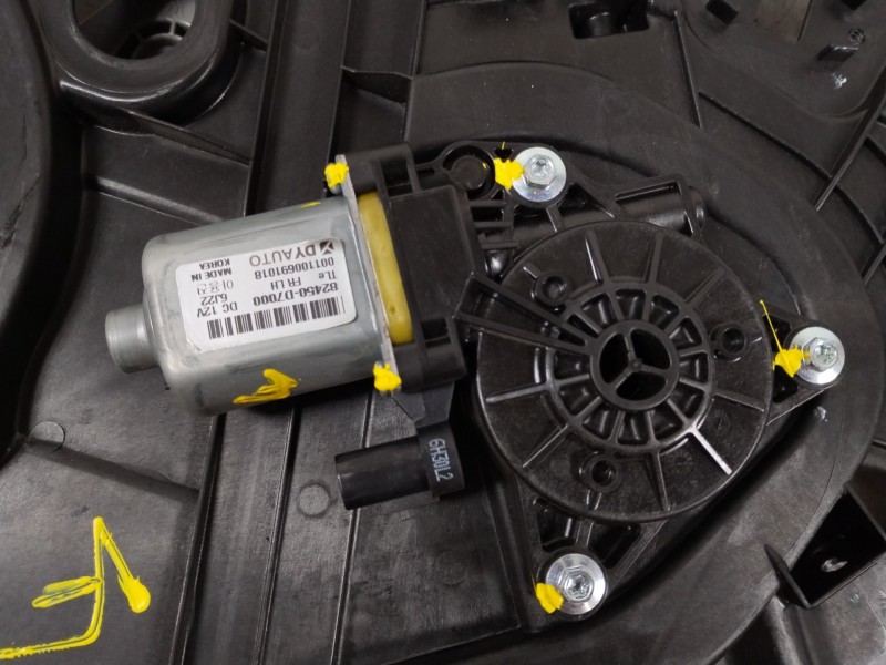 Recambio de elevalunas delantero izquierdo para hyundai tucson essence bluedrive 2wd referencia OEM IAM 82470D7060 82450D7000 82