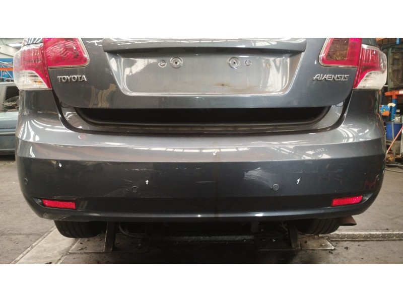 Recambio de paragolpes trasero para toyota avensis sedán (_t27_) 2.0 d-4d (adt270_) referencia OEM IAM   