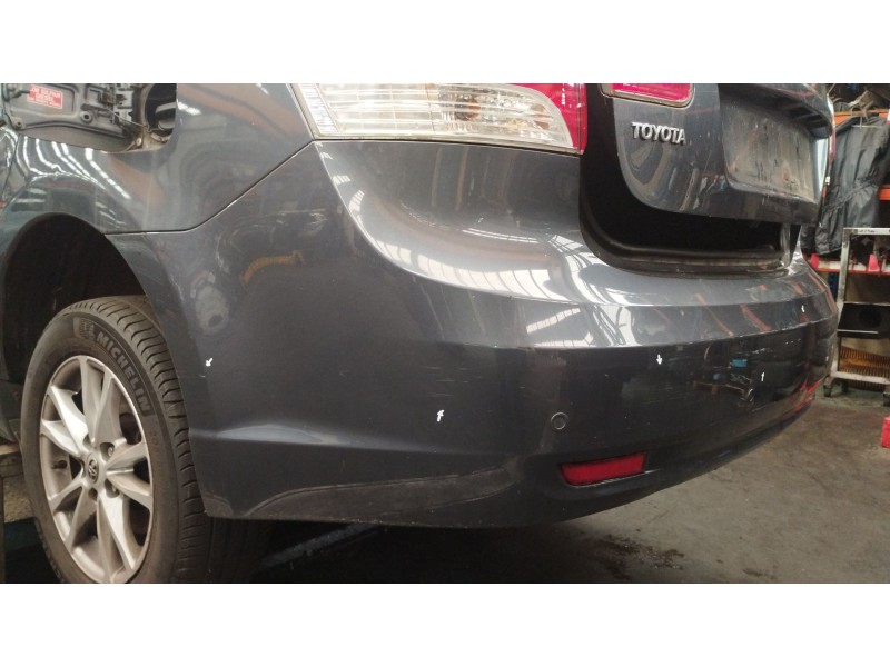 Recambio de paragolpes trasero para toyota avensis sedán (_t27_) 2.0 d-4d (adt270_) referencia OEM IAM   