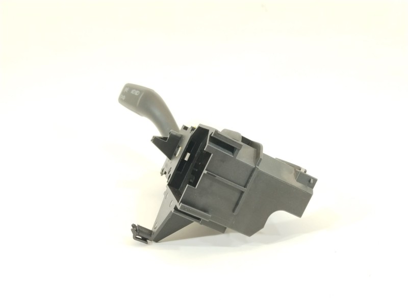 Recambio de mando intermitentes para audi a4 b6 (8e2) 2.5 tdi referencia OEM IAM 8E0953513A  