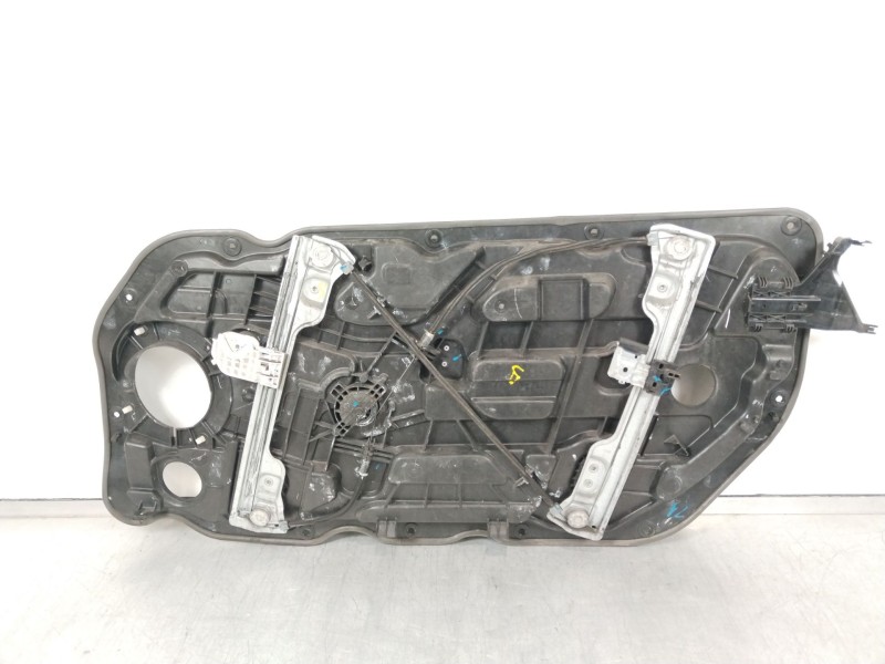 Recambio de elevalunas delantero izquierdo para kia cee´d (jd) 1.6 crdi 136 referencia OEM IAM 82470A2651  82471A2700