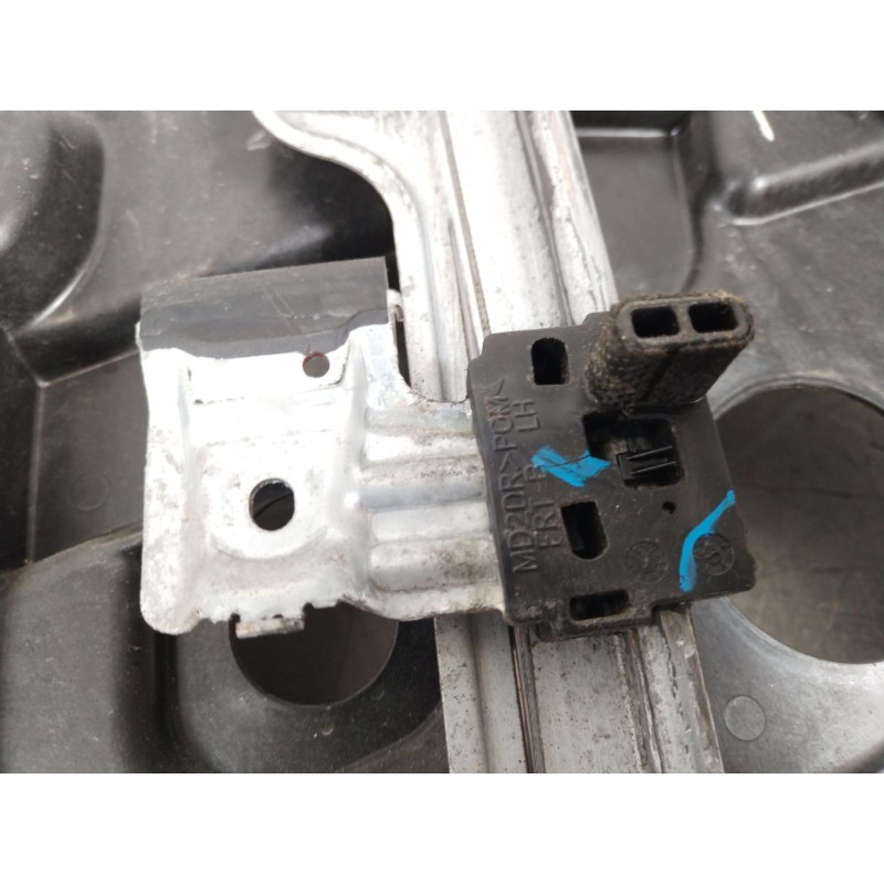Recambio de elevalunas delantero izquierdo para kia cee´d (jd) 1.6 crdi 136 referencia OEM IAM 82470A2651  82471A2700