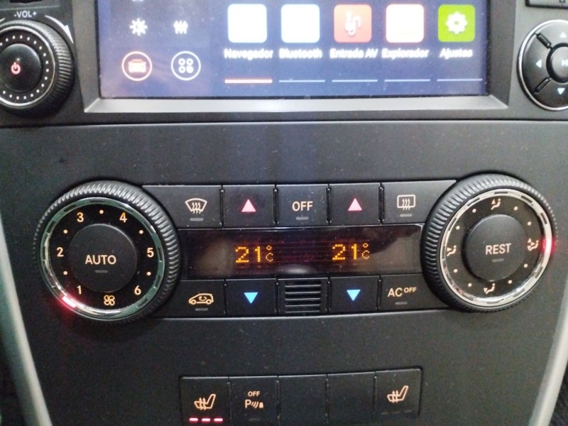 Recambio de mando climatizador para mercedes-benz clase b (w245) 200 (245.233) referencia OEM IAM A1698300685  