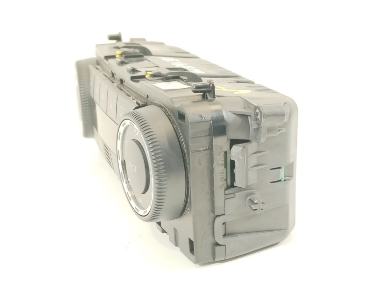 Recambio de mando climatizador para mercedes-benz clase b (w245) 200 (245.233) referencia OEM IAM A1698300685  