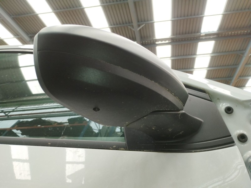 Recambio de retrovisor derecho para dacia sandero iii 1.0 tce 90 referencia OEM IAM   