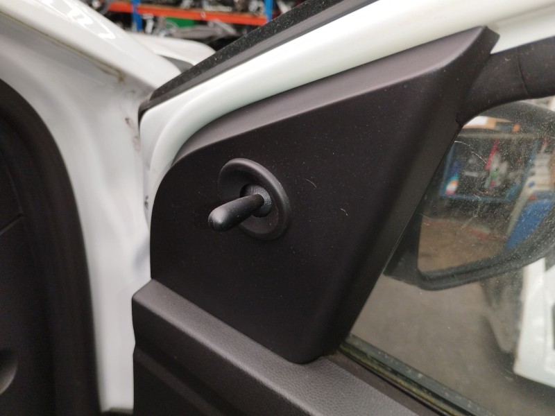 Recambio de retrovisor derecho para dacia sandero iii 1.0 tce 90 referencia OEM IAM   