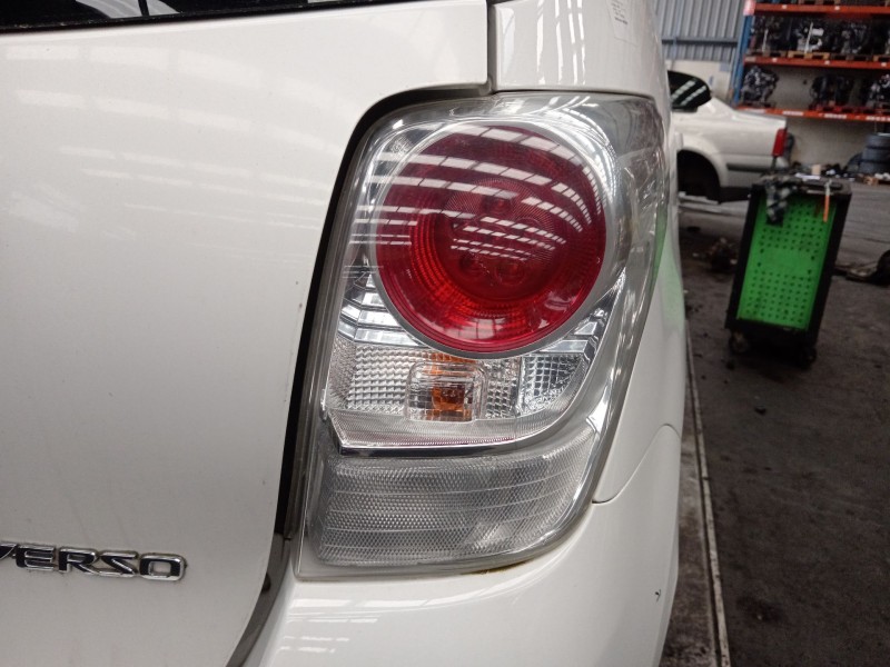 Recambio de piloto trasero derecho para toyota verso (_r2_) 1.6 d4-d (war20_) referencia OEM IAM   