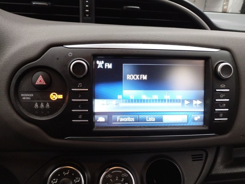 Recambio de sistema navegacion gps para toyota yaris active referencia OEM IAM 861400D320  