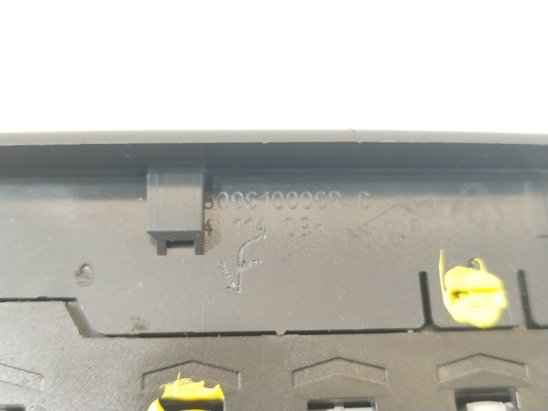 Recambio de mando elevalunas delantero izquierdo para renault megane iii berlina 5 p business referencia OEM IAM 809610006R  