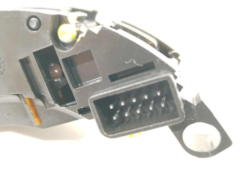 Recambio de mando multifuncion para mercedes-benz clase b (w245) 200 (245.233) referencia OEM IAM A1695450004  