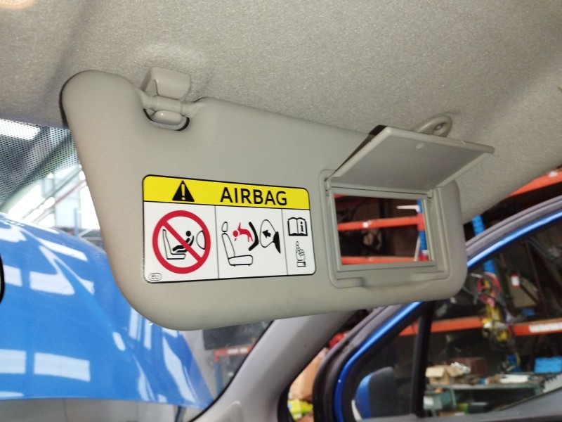 Recambio de parasol derecho para toyota yaris active referencia OEM IAM 743100DC90B0  