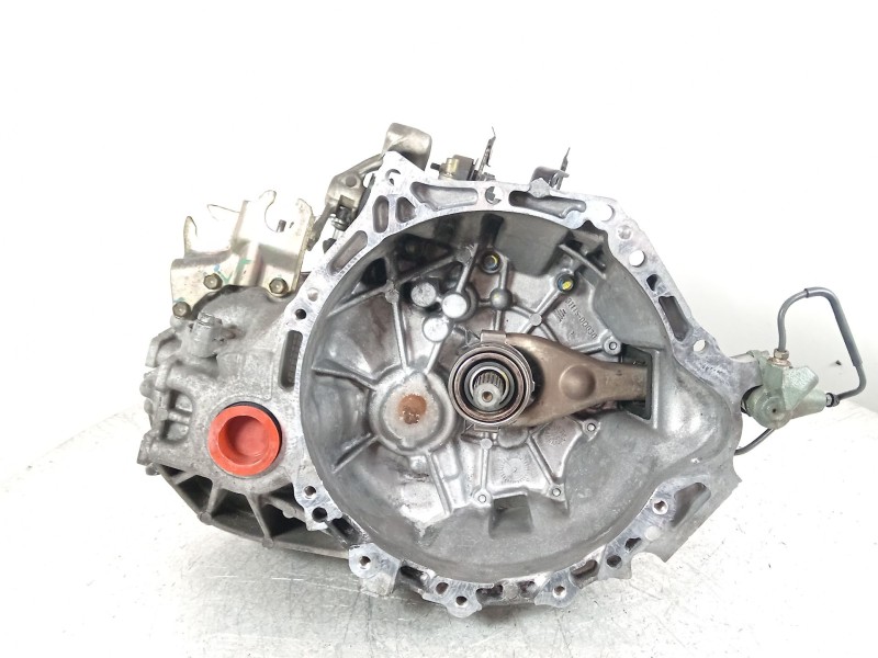 Recambio de caja cambios para toyota corolla (_e12_) 1.4 d (nde120_) referencia OEM IAM P051118385  