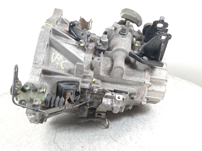 Recambio de caja cambios para toyota corolla (_e12_) 1.4 d (nde120_) referencia OEM IAM P051118385  