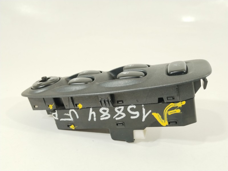 Recambio de mando elevalunas delantero izquierdo para hyundai accent ii sedán (lc) 1.5 crdi referencia OEM IAM 620W10270  