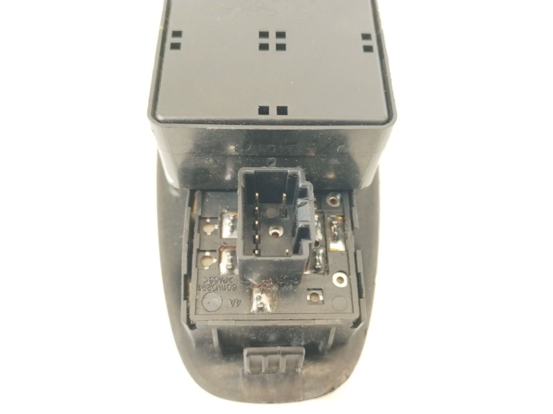 Recambio de mando elevalunas delantero izquierdo para hyundai accent ii sedán (lc) 1.5 crdi referencia OEM IAM 620W10270  