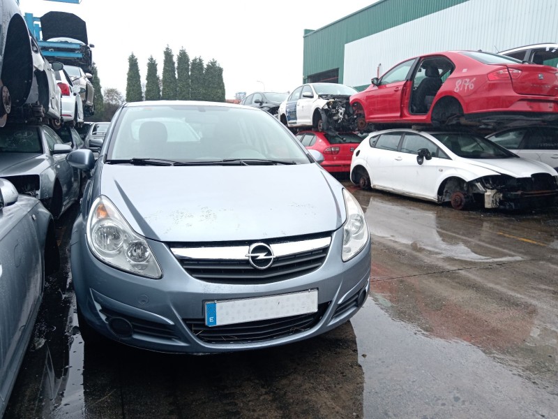 opel corsa d (s07) del año 2009