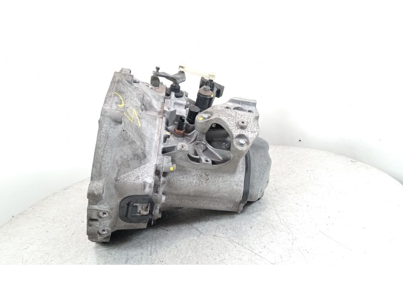 Recambio de caja cambios para peugeot 208 i (ca_, cc_) 1.2 vti 82 referencia OEM IAM 20CR03  