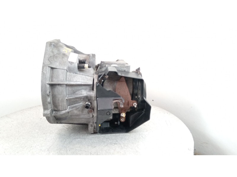 Recambio de caja cambios para ford fiesta (cb1) ambiente referencia OEM IAM 8A6R7002EA  T6TC1
