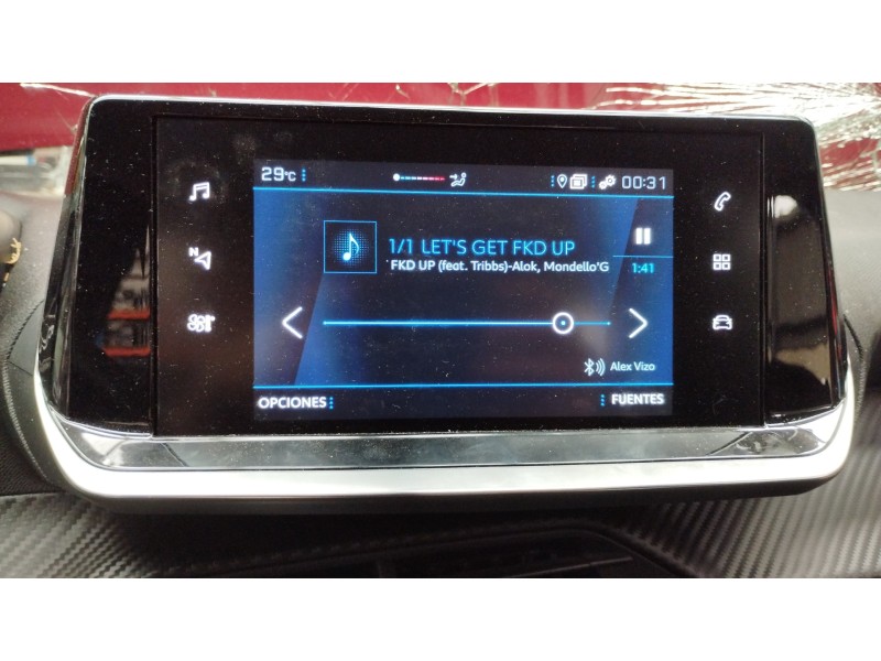Recambio de pantalla multifuncion para peugeot 208 2020 referencia OEM IAM 9836623980  